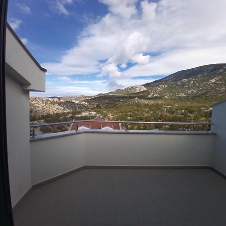 Villa Luce Apartment House Karlobag Exterior foto